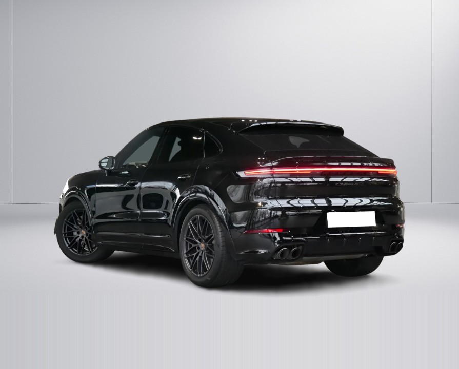 Porsche Cayenne Coupe GTS (3)