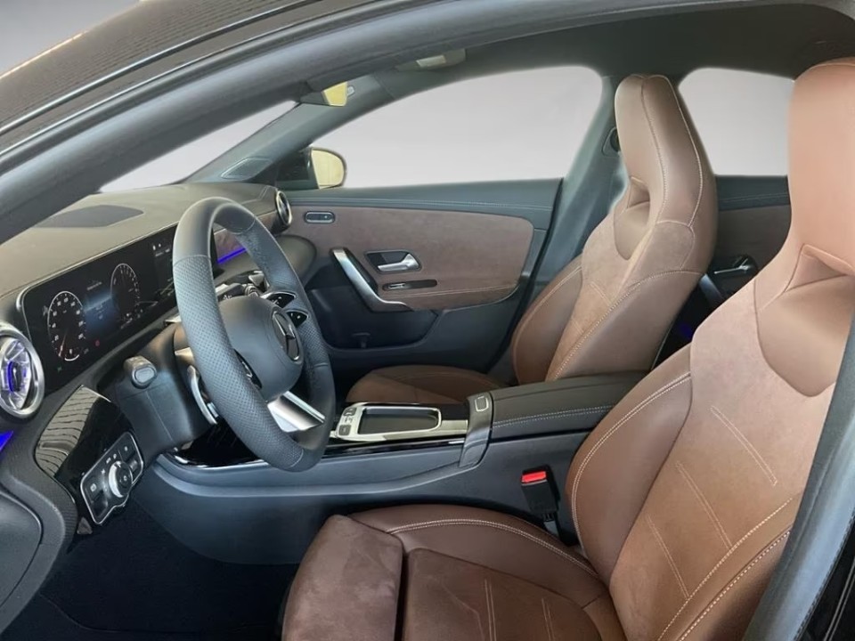 Mercedes-Benz CLA 250e AMG - foto 8