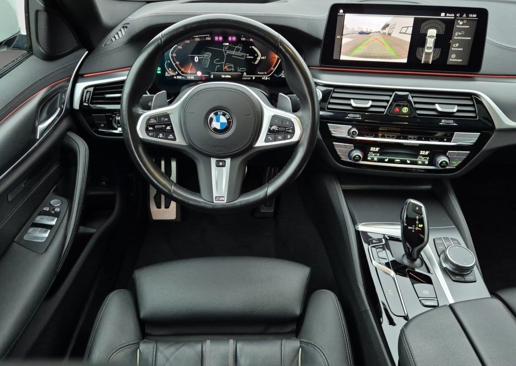 BMW Seria 5 530d xDrive M-Sport - foto 10