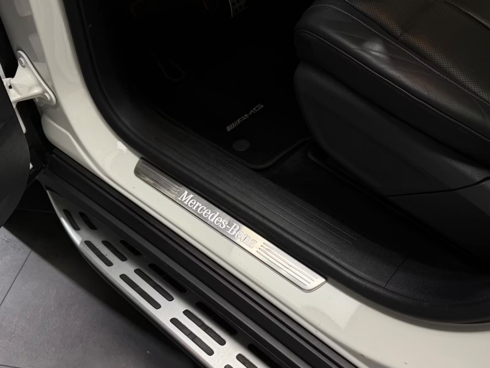 Mercedes-Benz GLS 400d 4MATIC AMG Line - foto 29