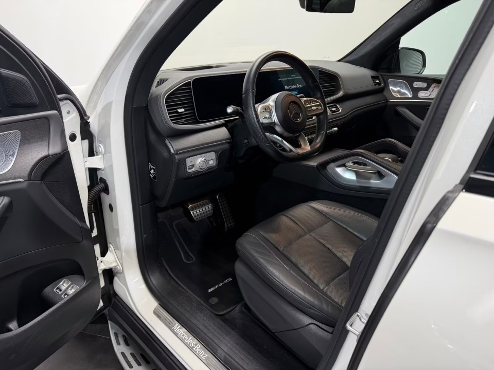 Mercedes-Benz GLS 400d 4MATIC AMG Line - foto 13