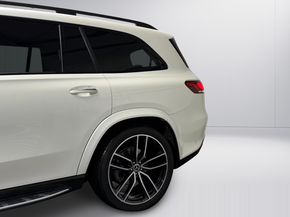 Mercedes-Benz GLS 400d 4MATIC AMG Line - foto 38