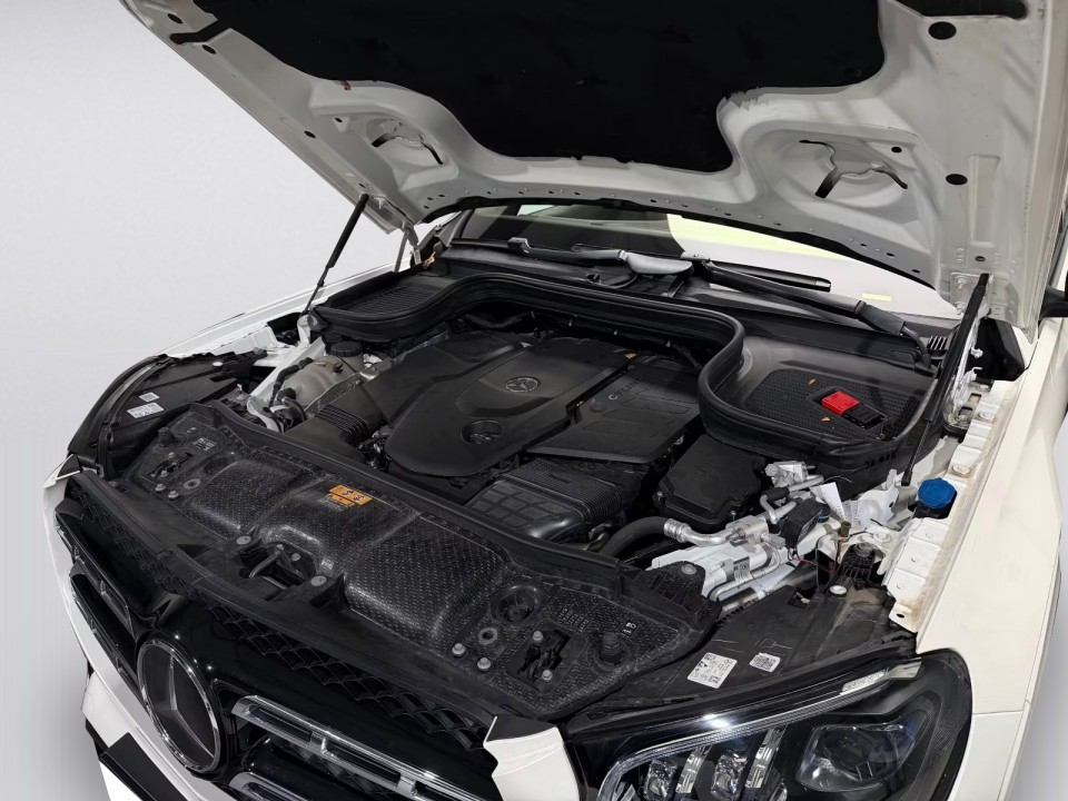 Mercedes-Benz GLS 400d 4MATIC AMG Line - foto 33