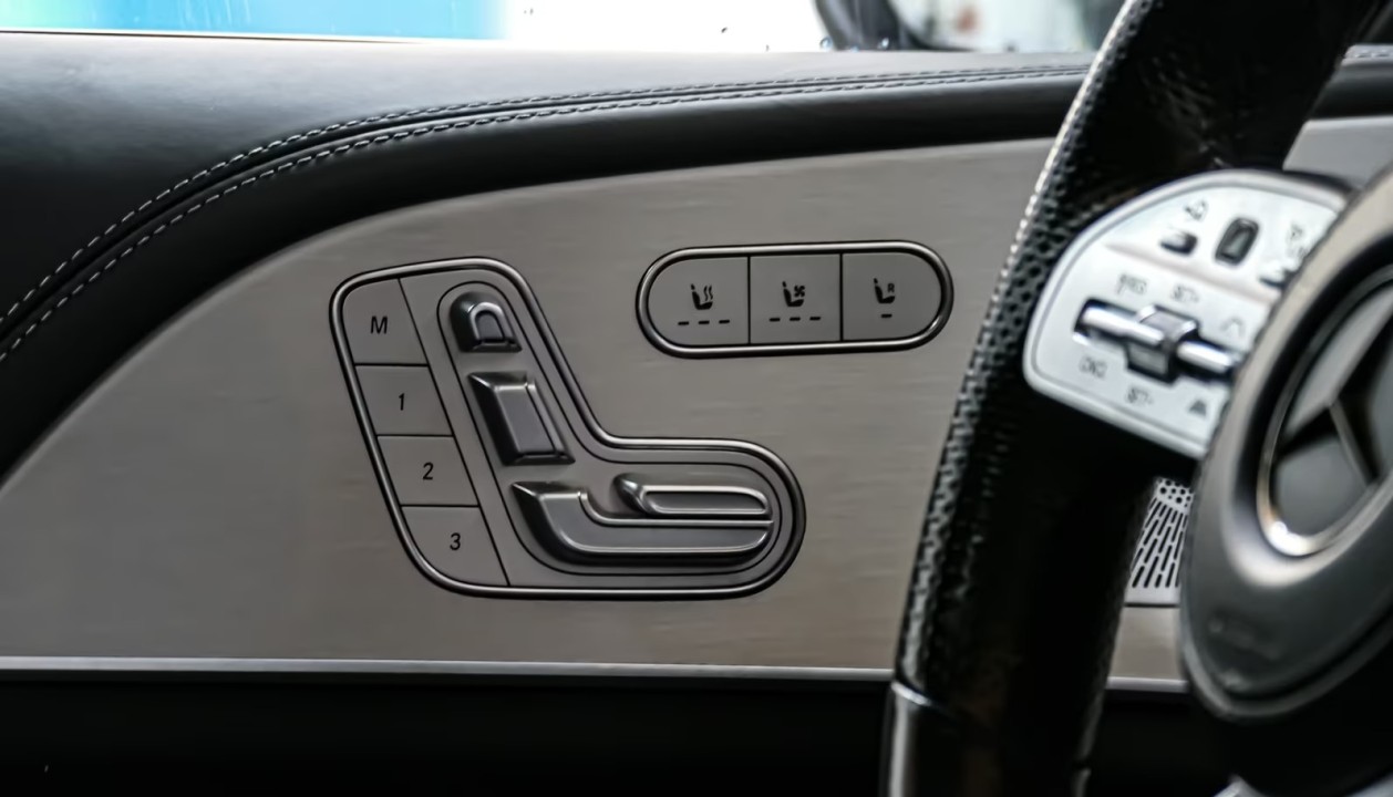 Mercedes-Benz GLS 400d 4MATIC AMG Line - foto 9