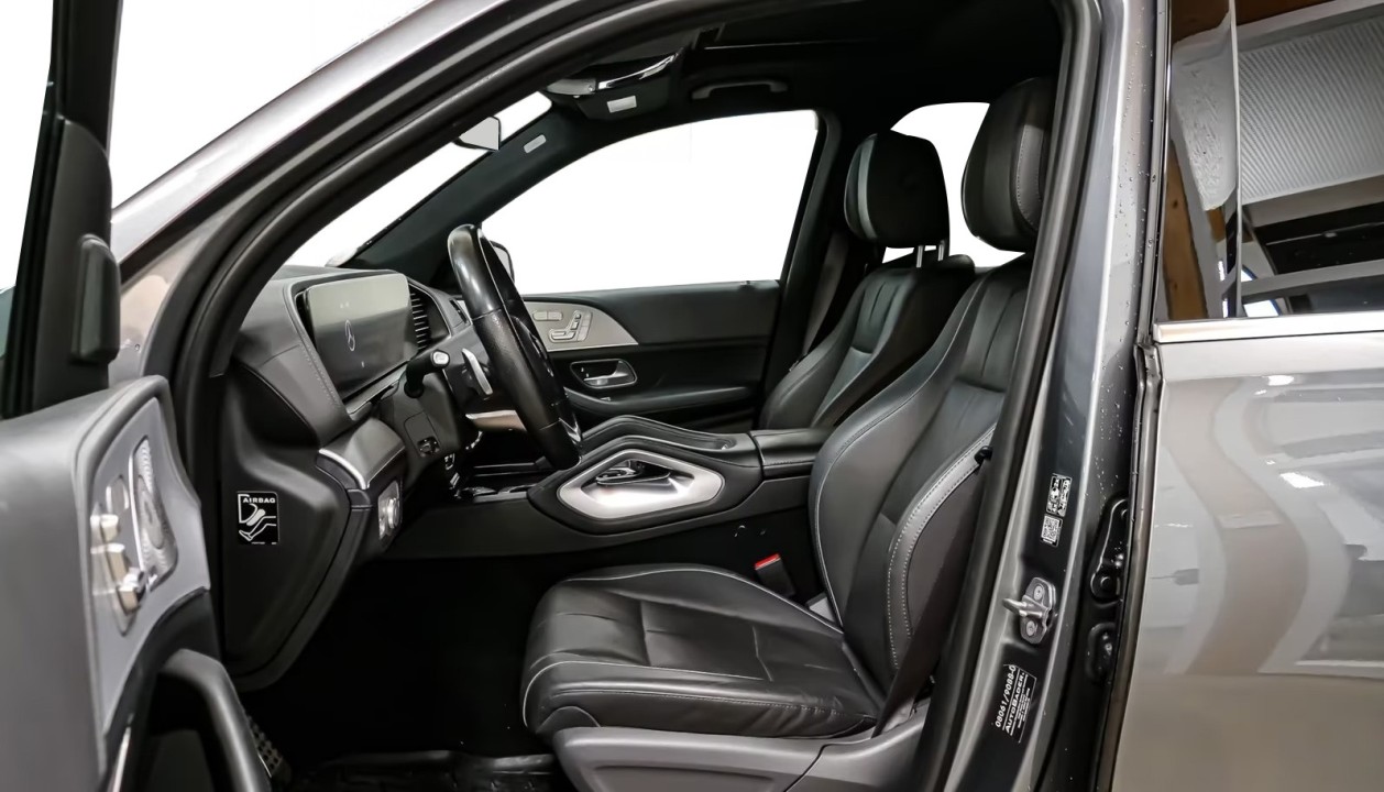 Mercedes-Benz GLS 400d 4MATIC AMG Line - foto 8