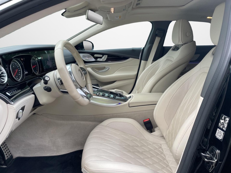 Mercedes-Benz AMG GT 43 4MATIC+ (4)