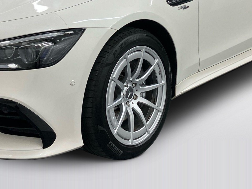 Mercedes-Benz AMG GT 43 4MATIC - foto 9