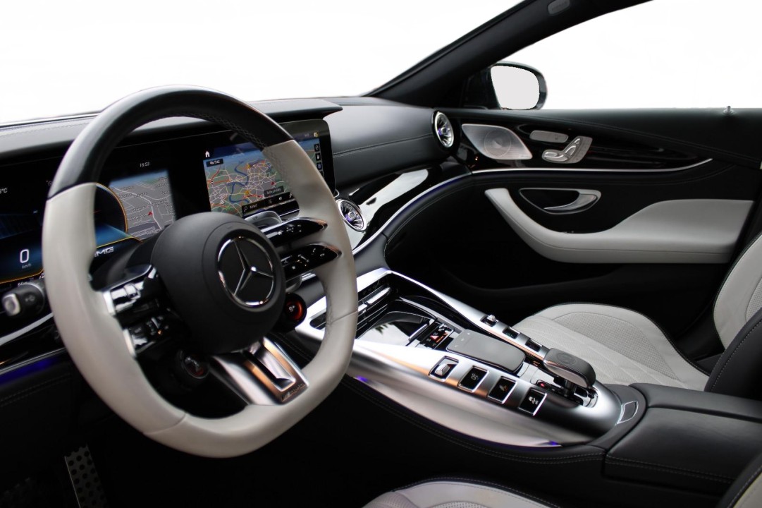 Mercedes-Benz AMG GT 4 43 4MATIC+ - foto 10