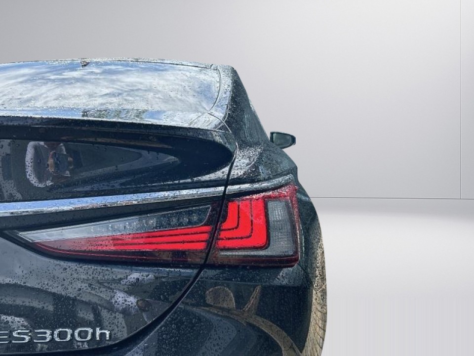 Lexus Seria ES 300h - foto 14