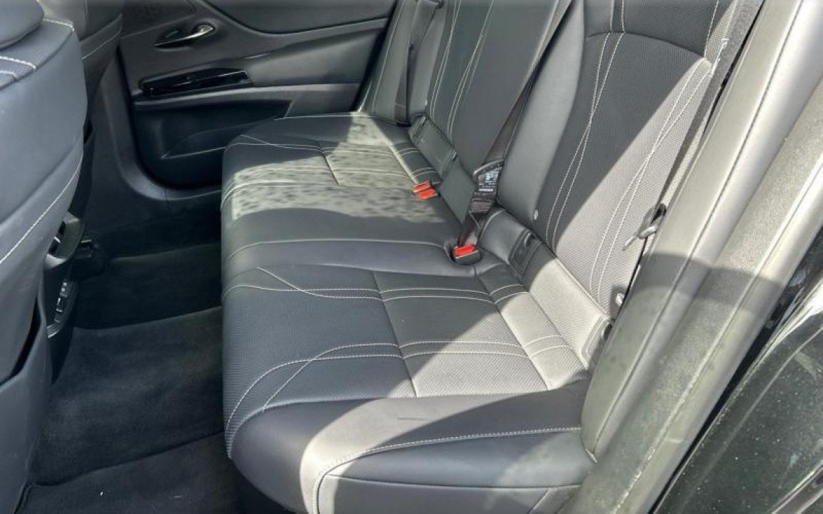 Lexus Seria ES 300h - foto 7