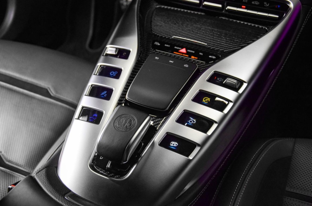 Mercedes-Benz AMG GT 43 4MATIC+ - foto 14