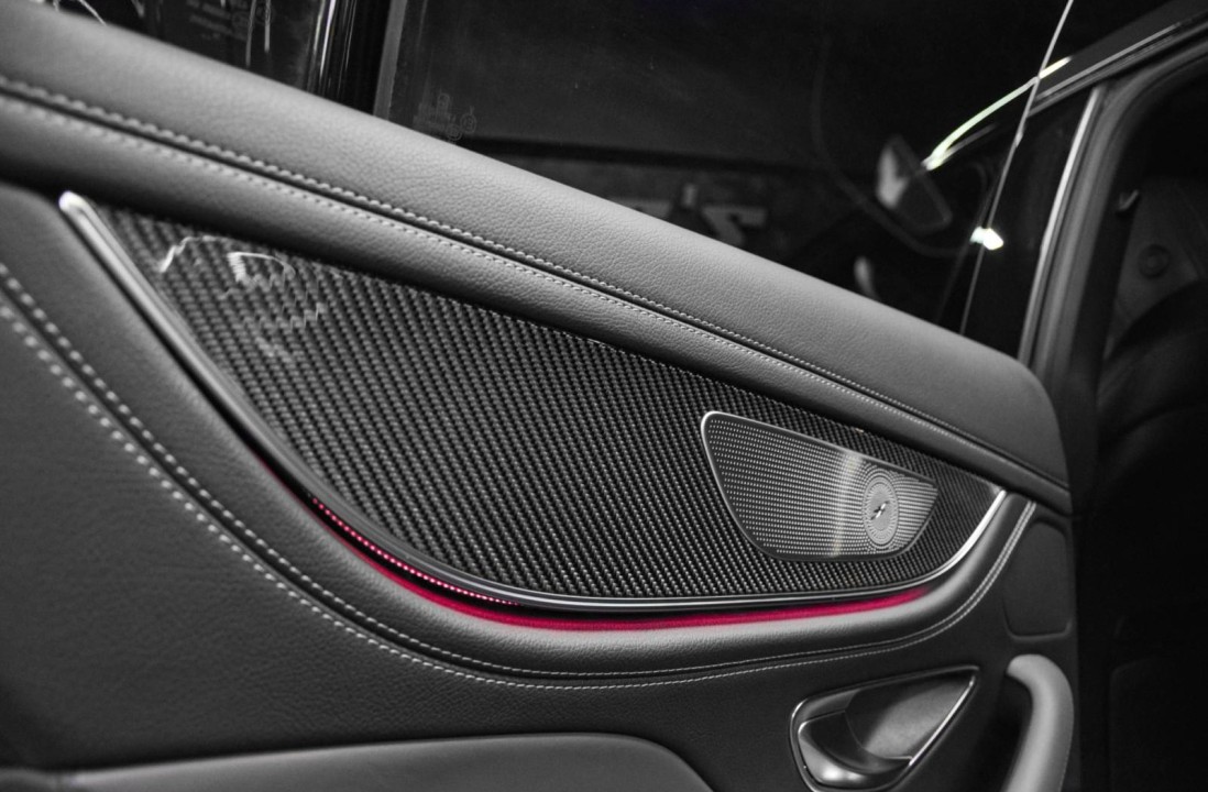 Mercedes-Benz AMG GT 43 4MATIC+ - foto 18