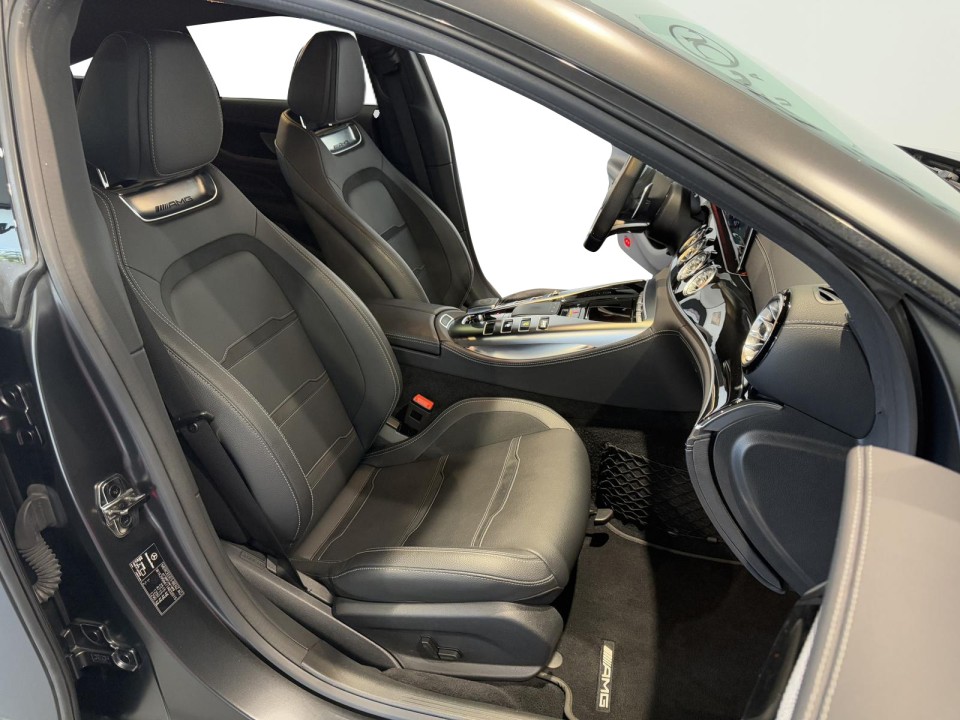 Mercedes-Benz AMG GT 4 53 4MATIC+ - foto 11