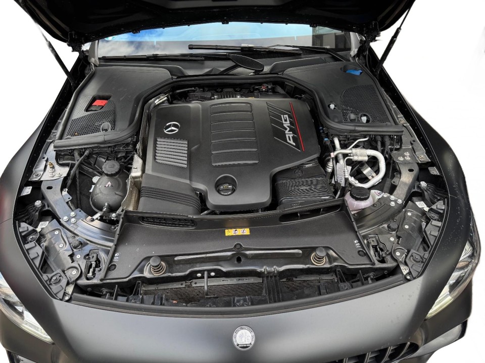 Mercedes-Benz AMG GT 53 4MATIC+ - foto 30