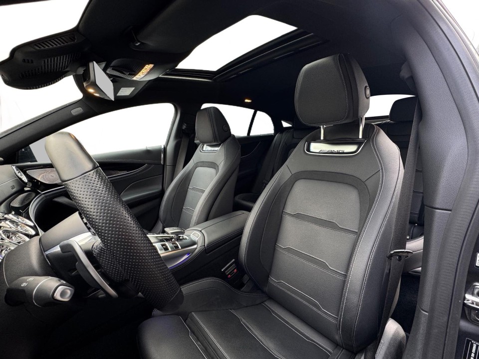 Mercedes-Benz AMG GT 53 4MATIC+ - foto 11