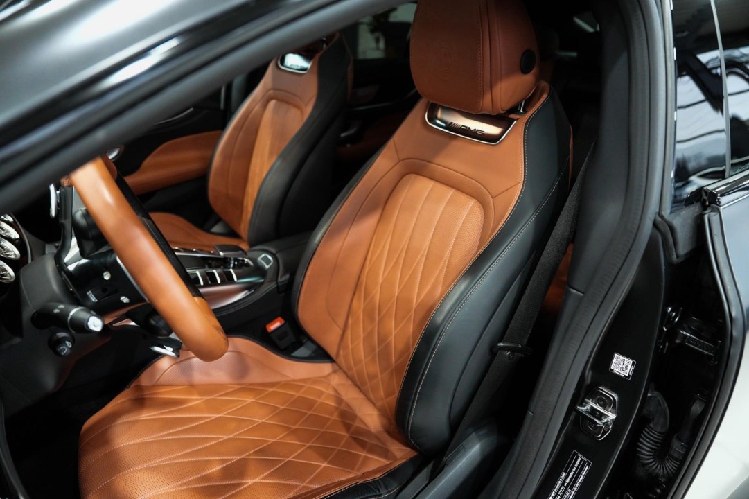 Mercedes-Benz AMG GT 53 4MATIC+ - foto 6