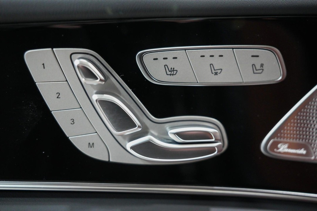 Mercedes-Benz AMG GT 53 4MATIC+ - foto 13