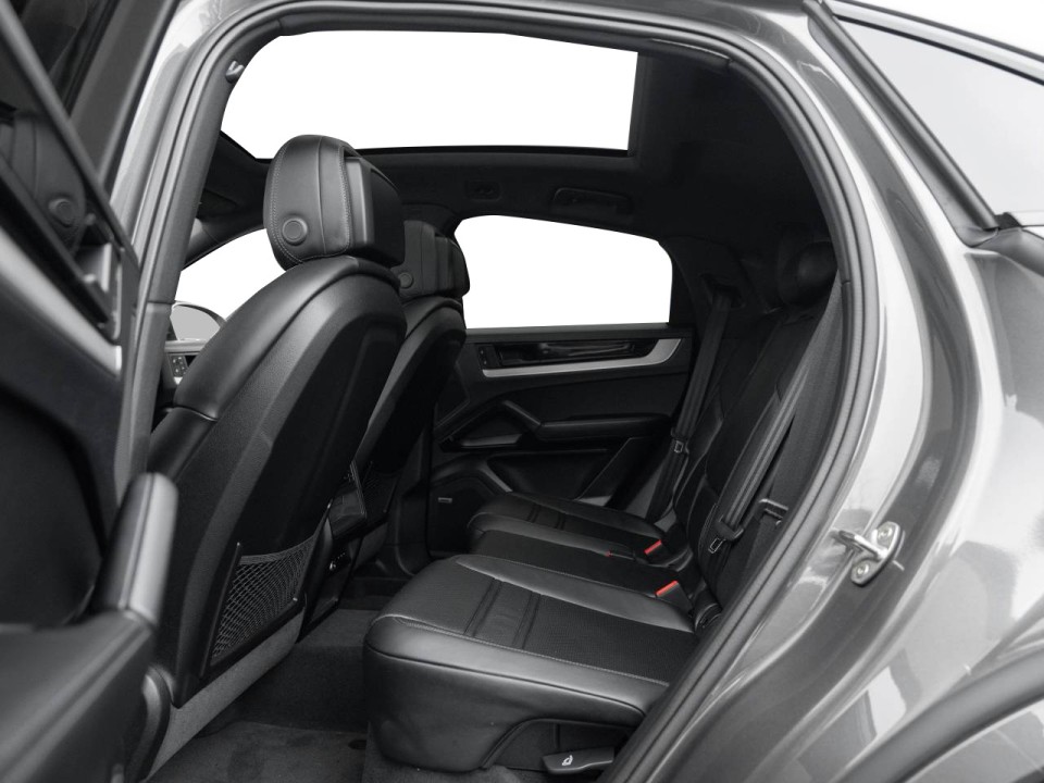 Porsche Cayenne Coupe E-Hybrid - foto 9