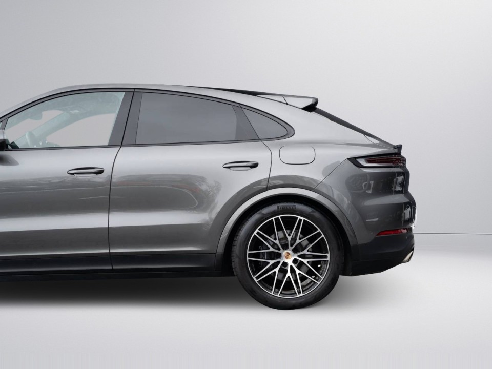 Porsche Cayenne Coupe E-Hybrid (5)