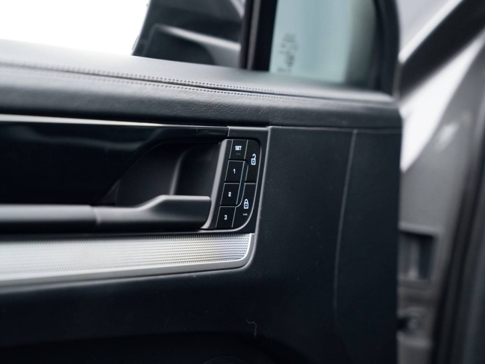 Porsche Cayenne Coupe E-Hybrid - foto 26