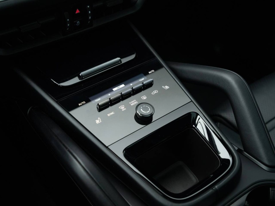 Porsche Cayenne Coupe E-Hybrid - foto 18