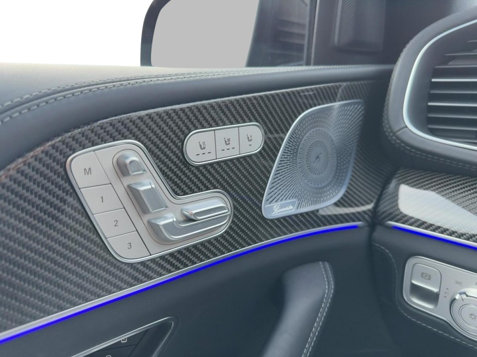 Mercedes-Benz GLS AMG 63 4MATIC+ - foto 11