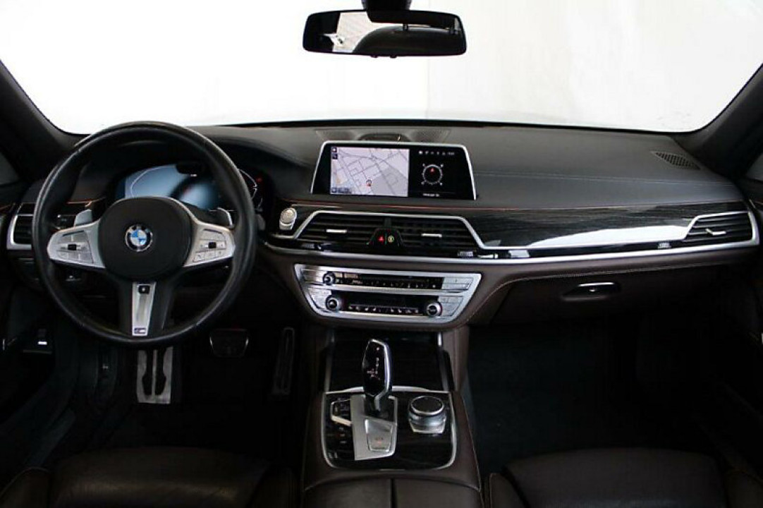 BMW Seria 7 740LD xDrive Sedan (4)