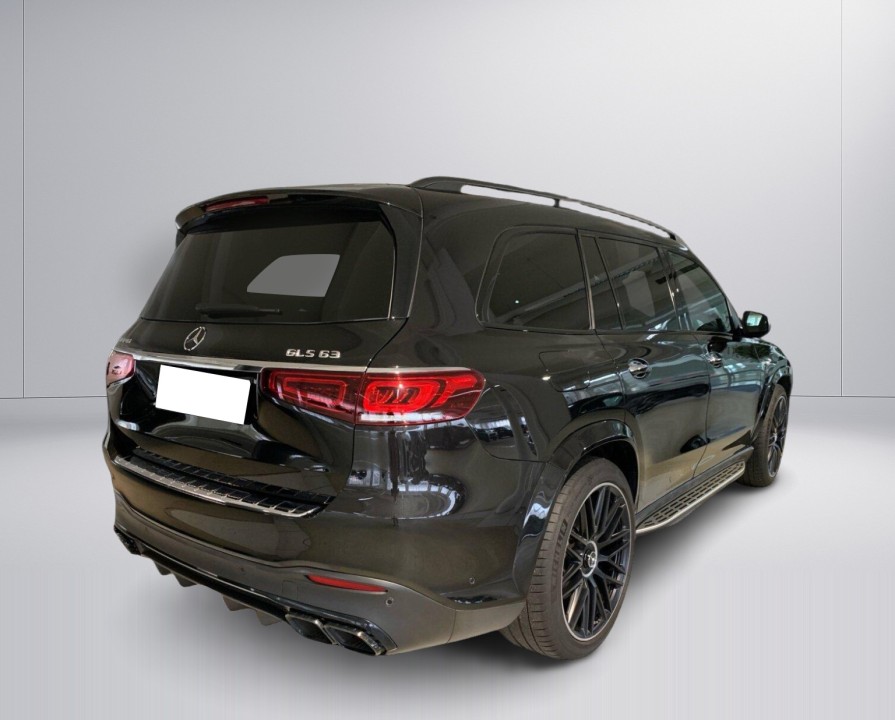 Mercedes-Benz GLS AMG 63 4MATIC+ (2)
