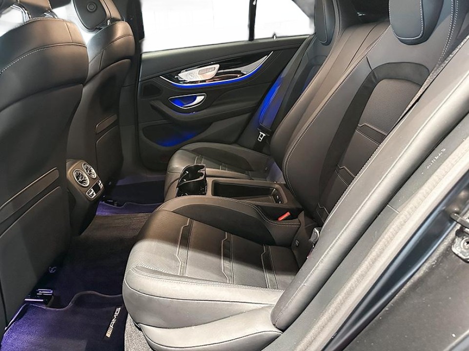 Mercedes-Benz AMG GT 63 4MATIC+ - foto 7