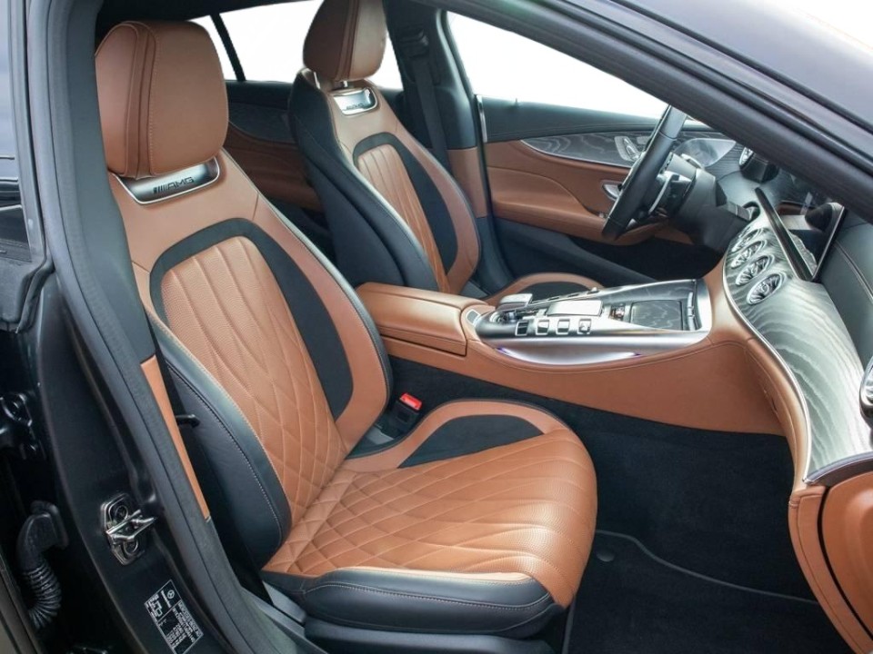 Mercedes-Benz AMG GT 53 4MATIC+ - foto 7