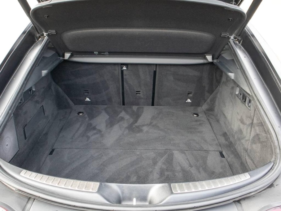 Mercedes-Benz AMG GT 53 4MATIC+ - foto 12