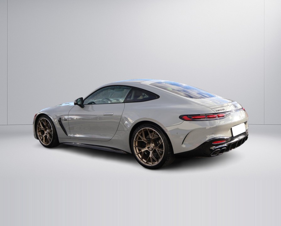 Mercedes-Benz AMG GT 63 4MATIC+ - foto 8