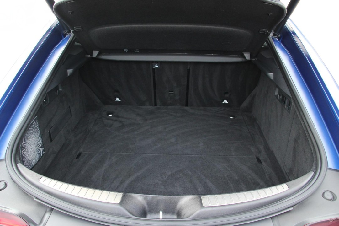 Mercedes-Benz AMG GT 53 4MATIC+ - foto 40