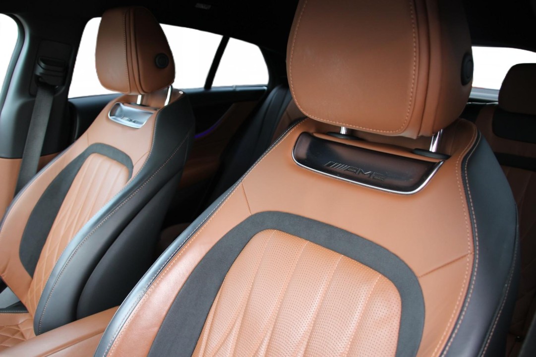Mercedes-Benz AMG GT 53 4MATIC+ - foto 21