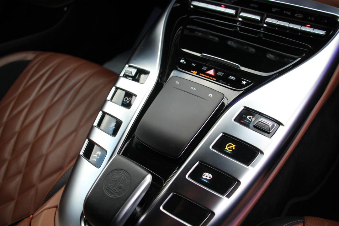 Mercedes-Benz AMG GT 53 4MATIC+ - foto 25