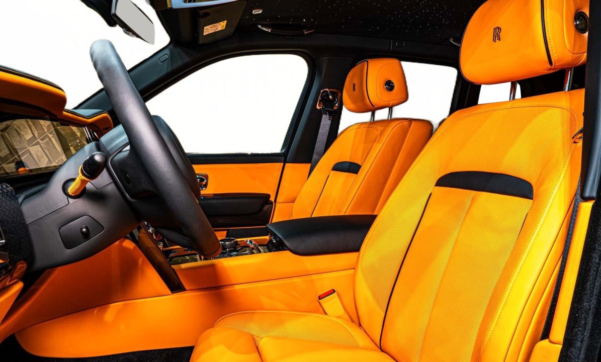 Rolls-Royce Cullinan - foto 13