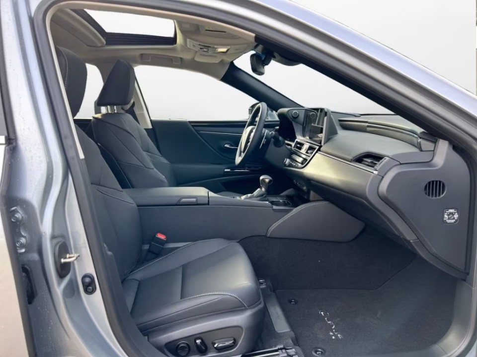 Lexus Seria ES 300h Business Line - foto 12