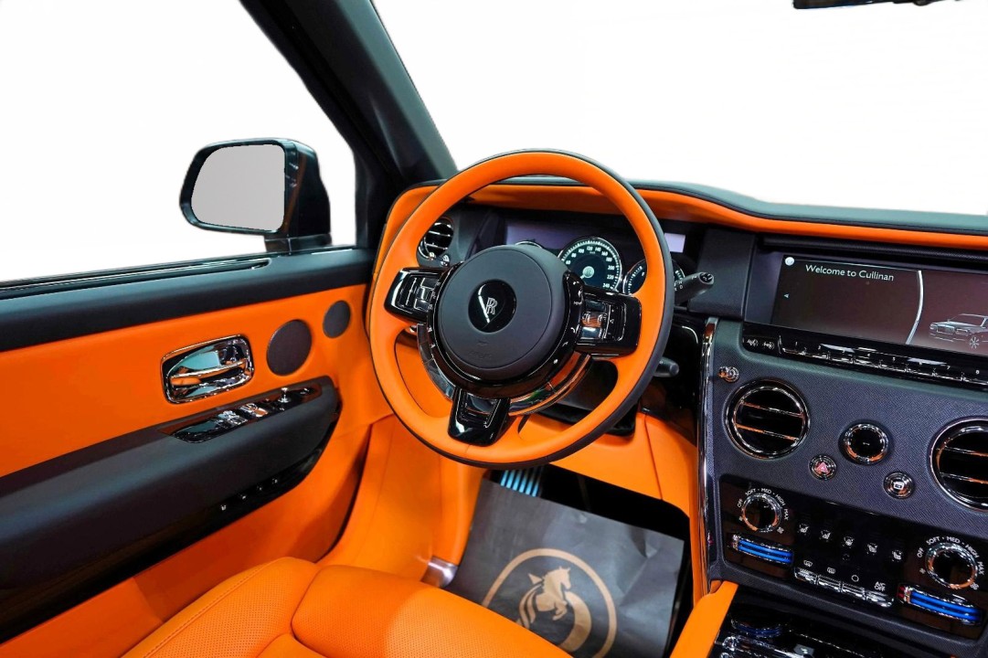 Rolls-Royce Cullinan - foto 12