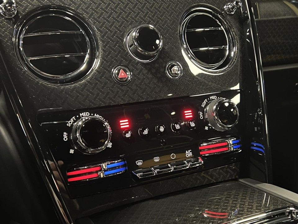 Rolls-Royce Cullinan - foto 17