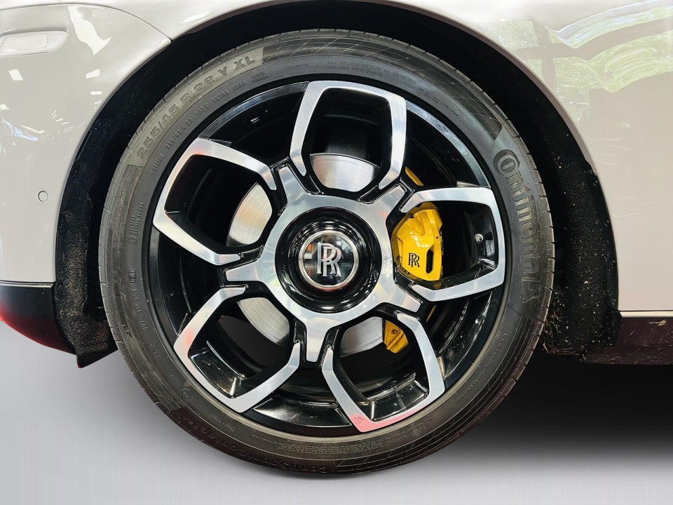 Rolls-Royce Cullinan - foto 29