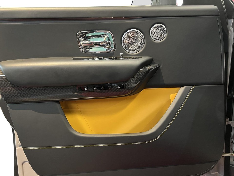 Rolls-Royce Cullinan - foto 21