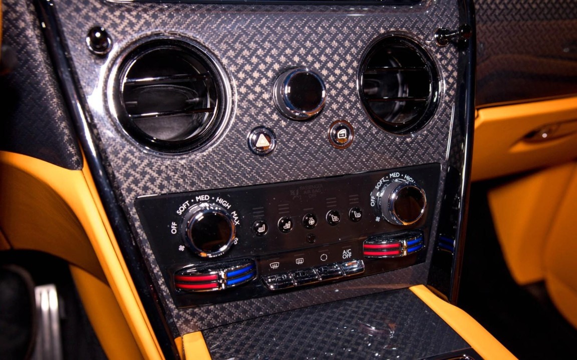 Rolls-Royce Cullinan Black Badge - foto 17