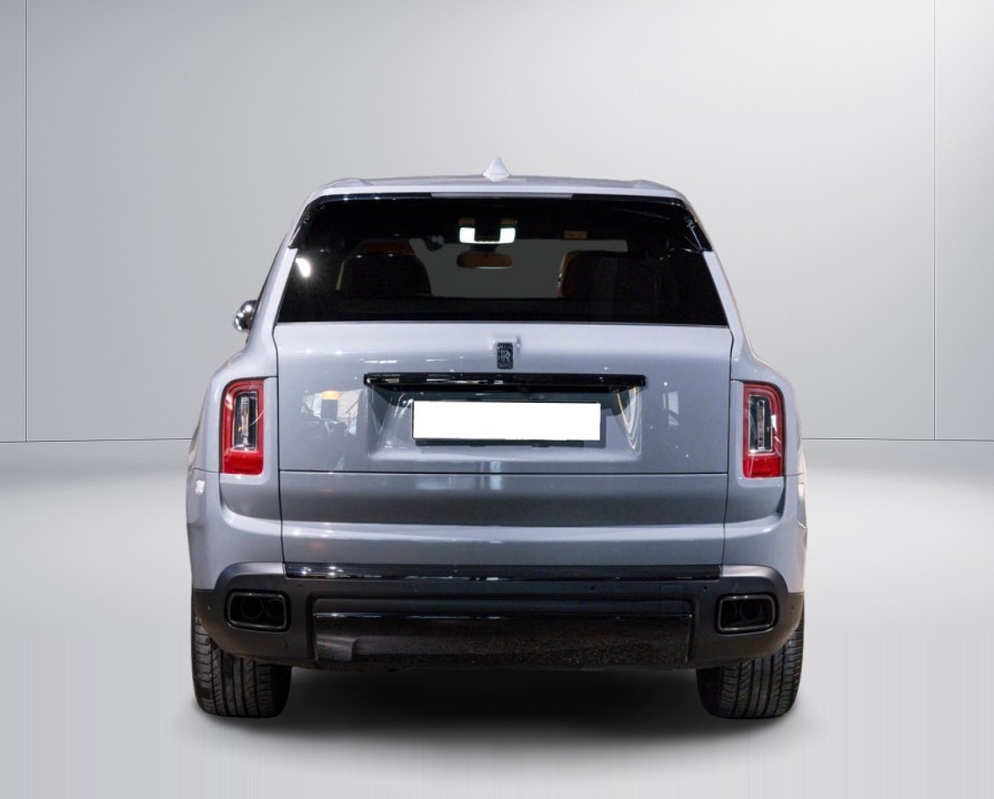 Rolls-Royce Cullinan Black Badge (3)