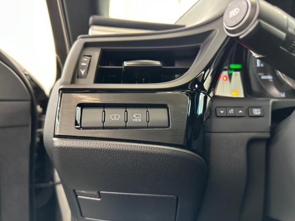 Lexus Seria ES 300h F-Sport - foto 23