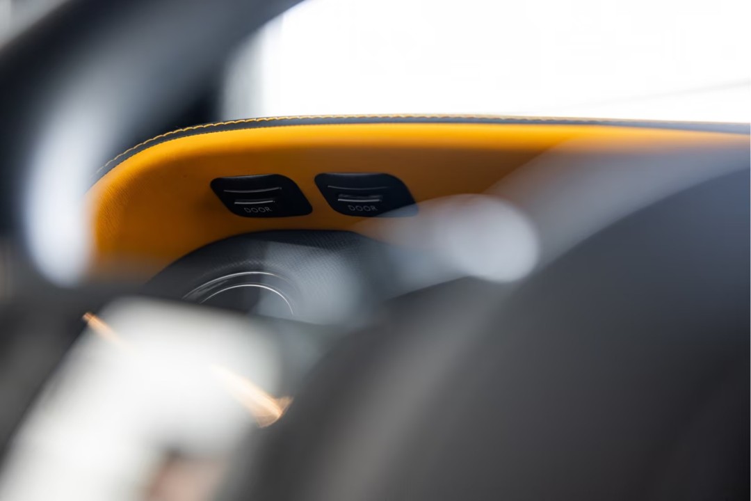 Rolls-Royce Cullinan Black Badge - foto 37