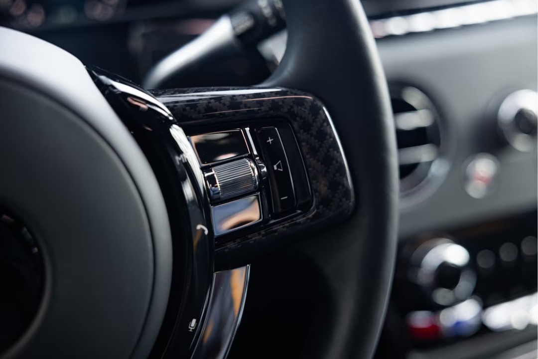 Rolls-Royce Cullinan Black Badge - foto 13