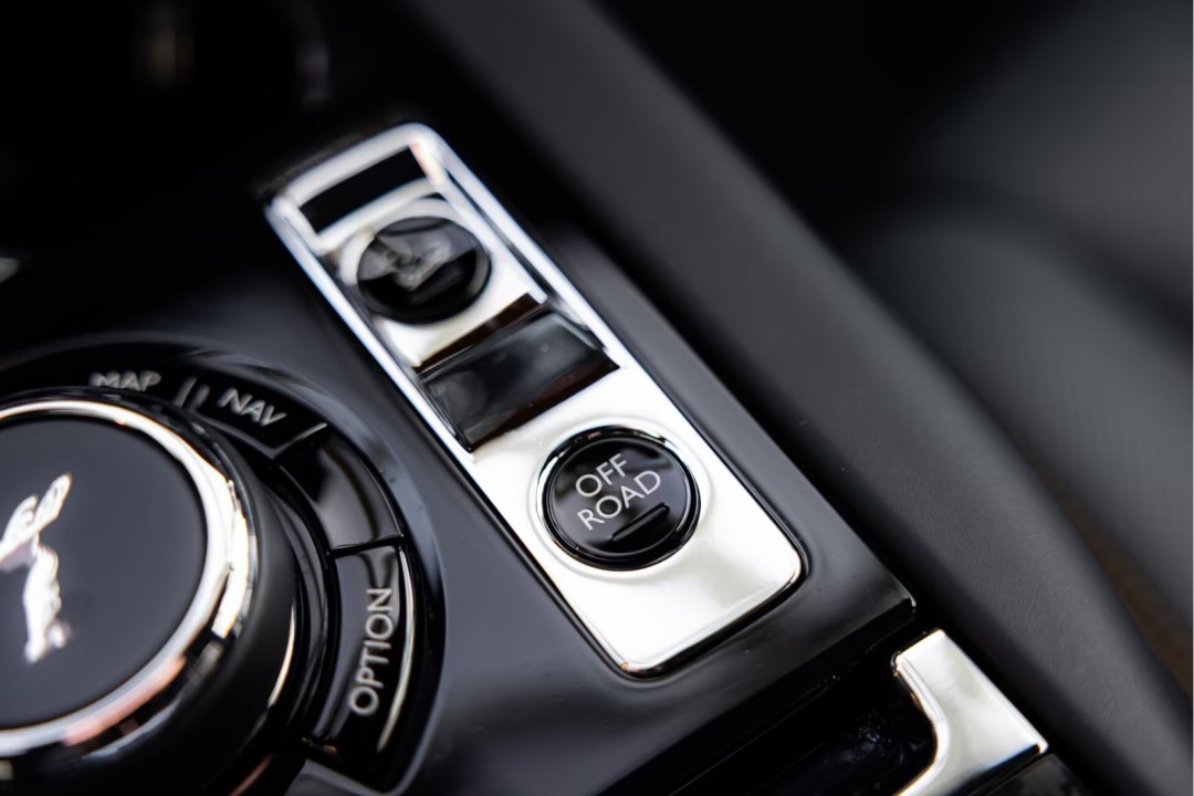 Rolls-Royce Cullinan Black Badge - foto 23