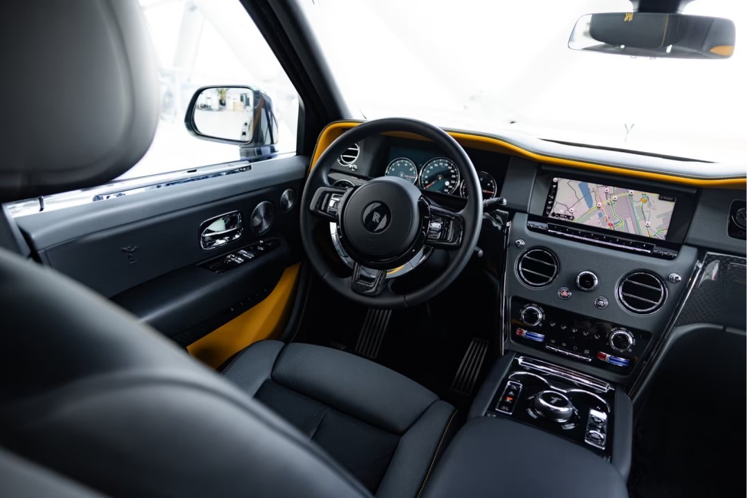 Rolls-Royce Cullinan Black Badge - foto 10