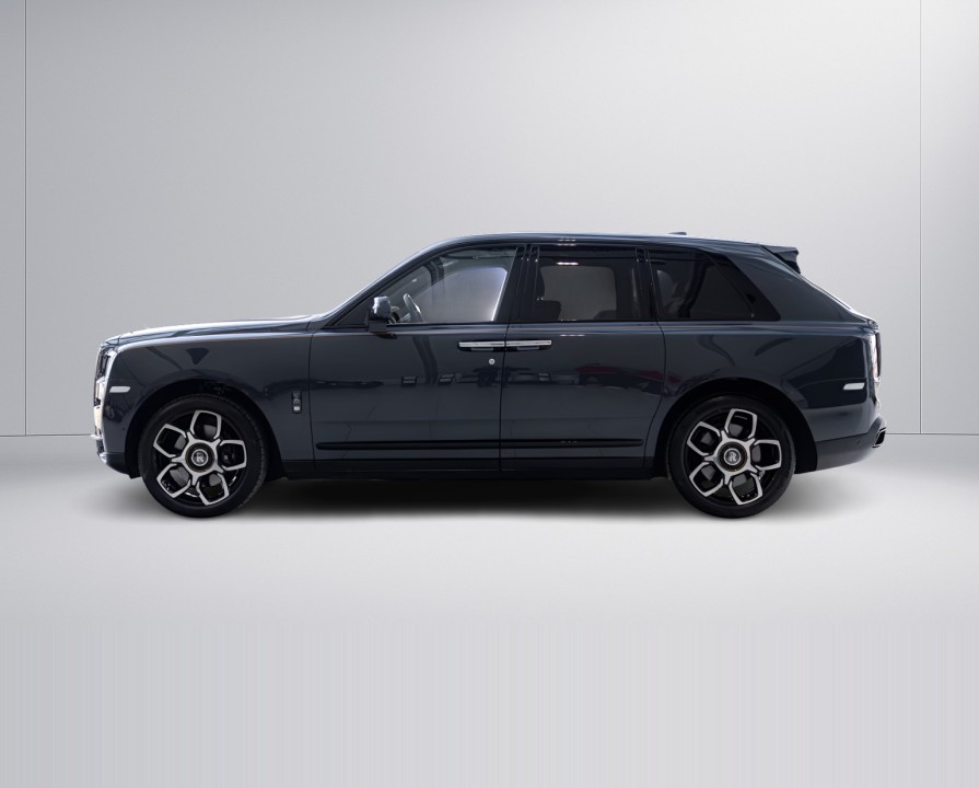 Rolls-Royce Cullinan Black Badge (5)