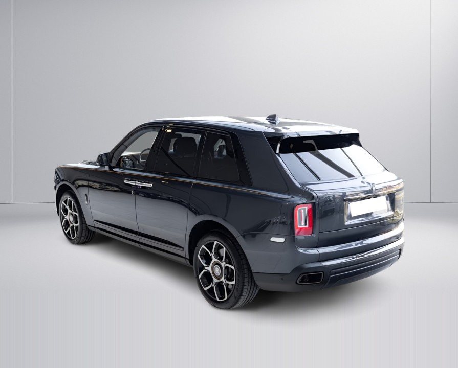 Rolls-Royce Cullinan Black Badge (4)